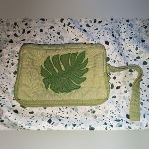 Green Leaf Embroidered Pouch